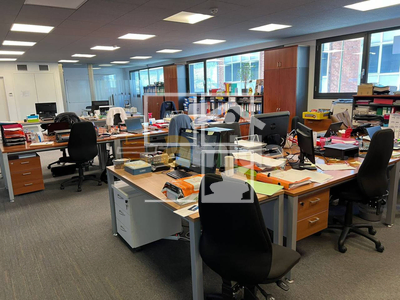 Local en Esplugues de Llobregat Barcelona