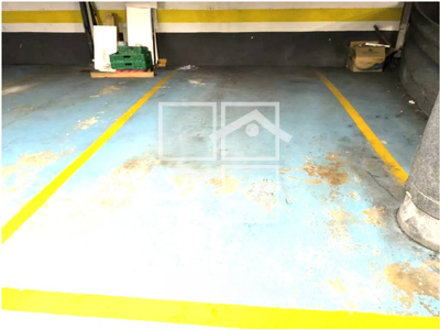 Local en Calle Rafael Casanova    , Santa Coloma de Gramanet Barcelona