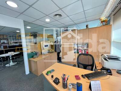 Local en FRANCESC MACIÃ , Sabadell Barcelona