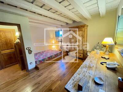 Local en Riera del Vilar, Monells i Sant Sadurní de l'Heura Girona