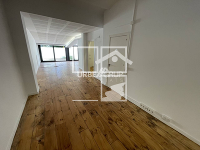 Local en Calle Font Vella    bajos, Terrassa Barcelona