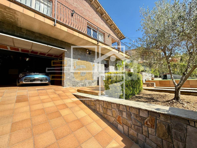 Local en Riells i Viabrea Girona