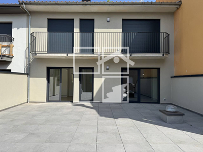 Local en Olot Girona