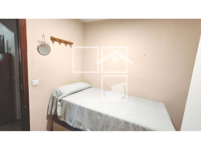 Local en Calle Reus    BAJOS, Badalona Barcelona