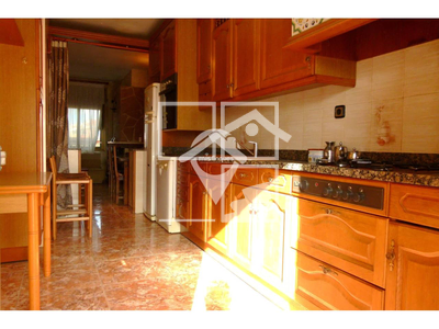 Local en Ronda Roureda    5º, Sabadell Barcelona