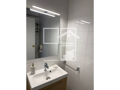 Inmueble en Calle Dibuixant Avellaneda    LOCAL, Barcelona