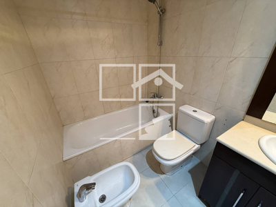 Inmueble en Calle Eugeni Ferrer Dalmau    baixos, Barcelona