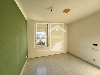 Local en Olot Girona