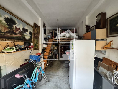 Local en Olot Girona