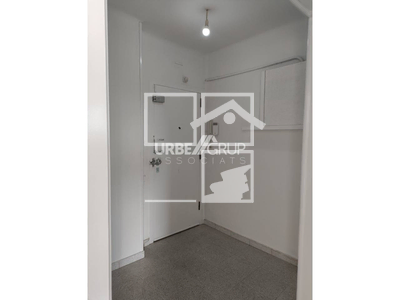 Inmueble en Calle Alguersuari i Pascual    , Barcelona